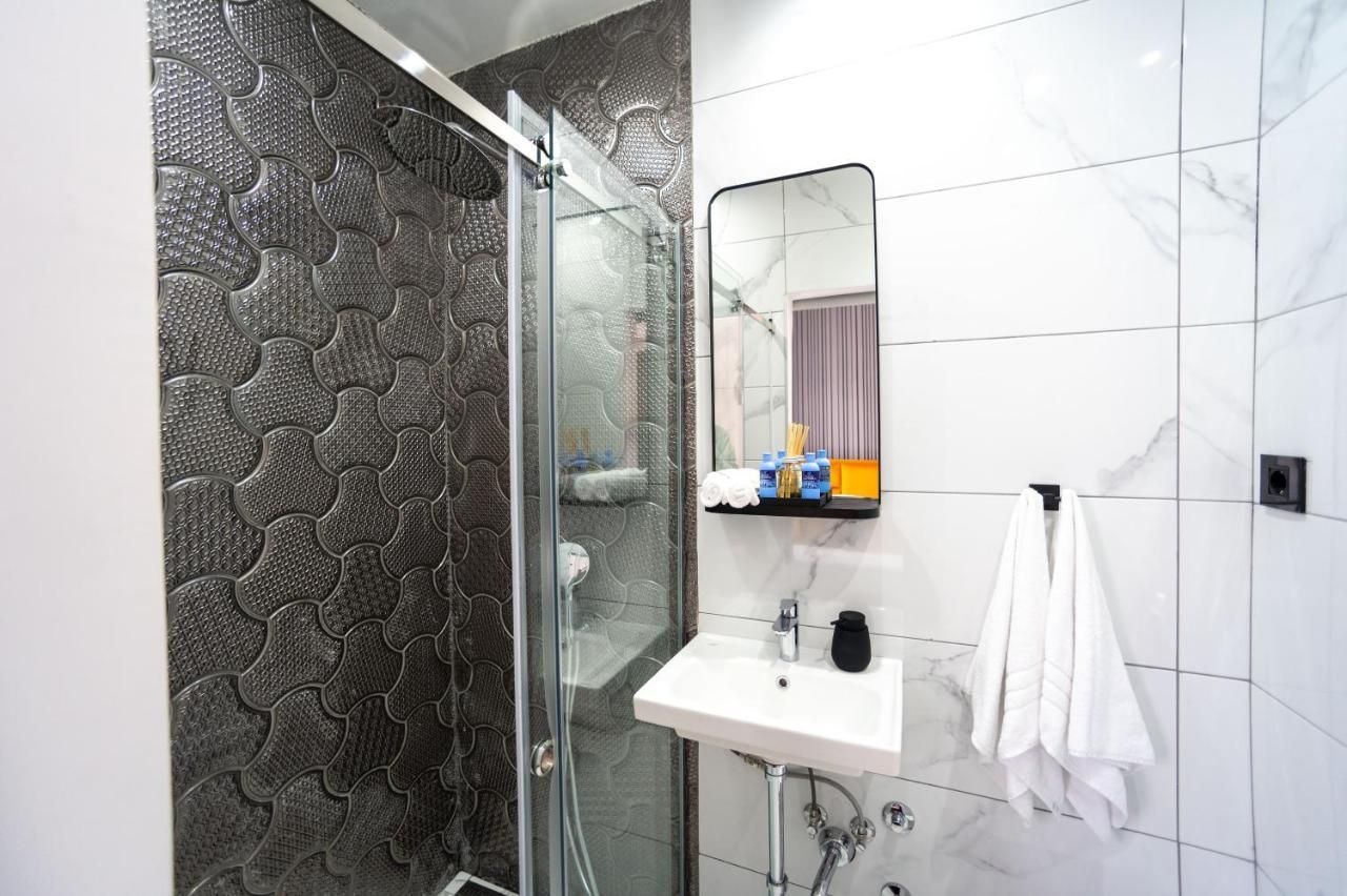 Natali Luxury Suites- Mini Rooms Белград Экстерьер фото
