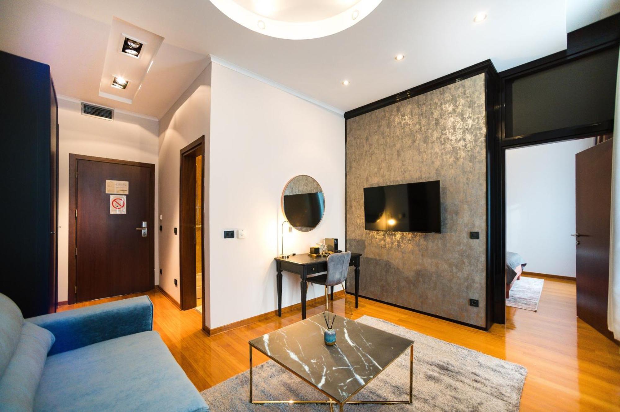 Natali Luxury Suites- Mini Rooms Белград Экстерьер фото