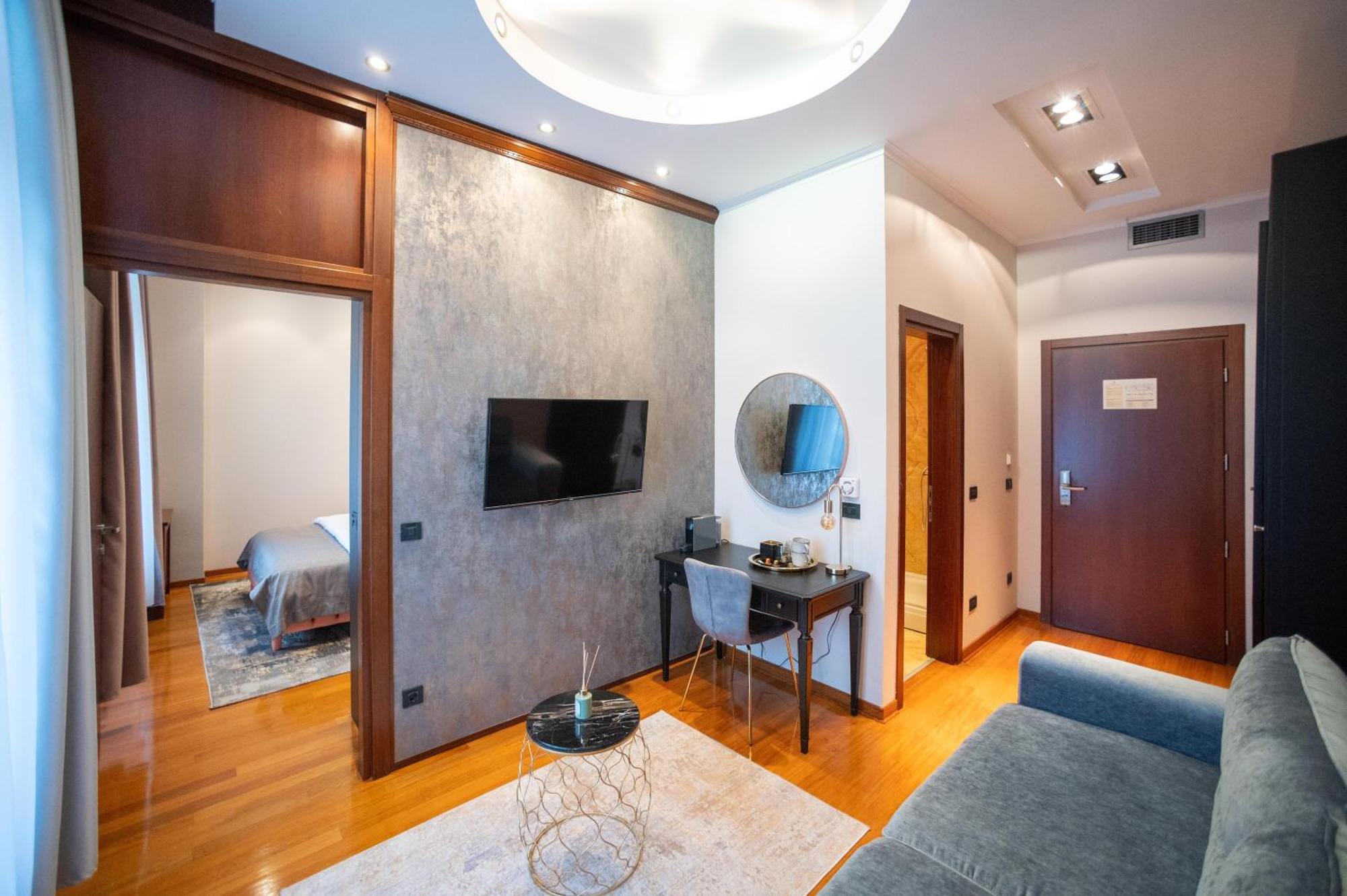 Natali Luxury Suites- Mini Rooms Белград Экстерьер фото